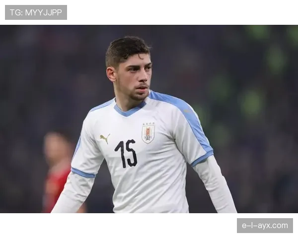 巴尔韦德远射惊艳球迷,状态回暖成热议焦点 巴尔韦德远射惊艳球迷,状态回暖成热议焦点