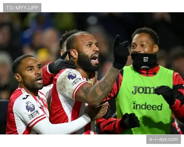 英超战术革新：教练策略深度重塑球队表现与比赛格局