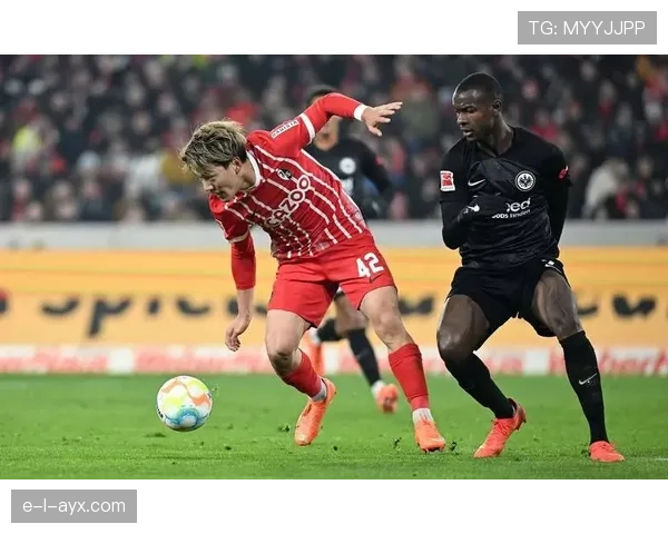 希克闪耀德甲，表现稳健助力球队登顶争夺金靴机会增加