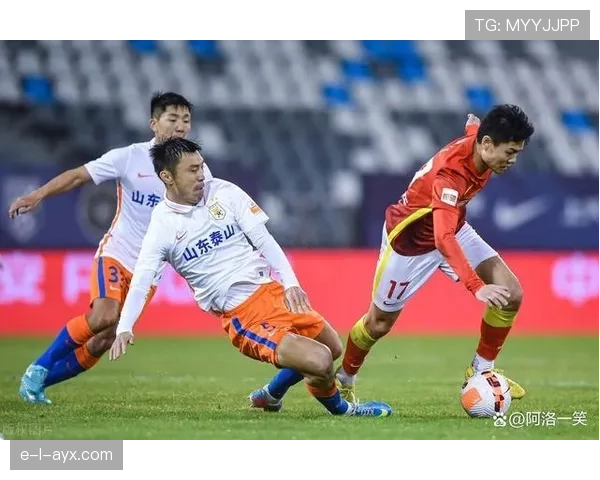 广州队锋线火力持续提升,进攻端表现稳健 广州队锋线火力持续提升,进攻端表现稳健