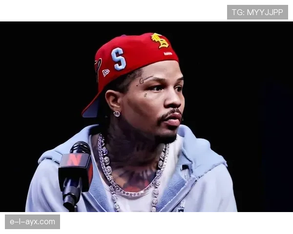 戴维斯职业生涯高光时刻回顾:关键表现与竞技巅峰 戴维斯职业生涯高光时刻回顾:关键表现与竞技巅峰